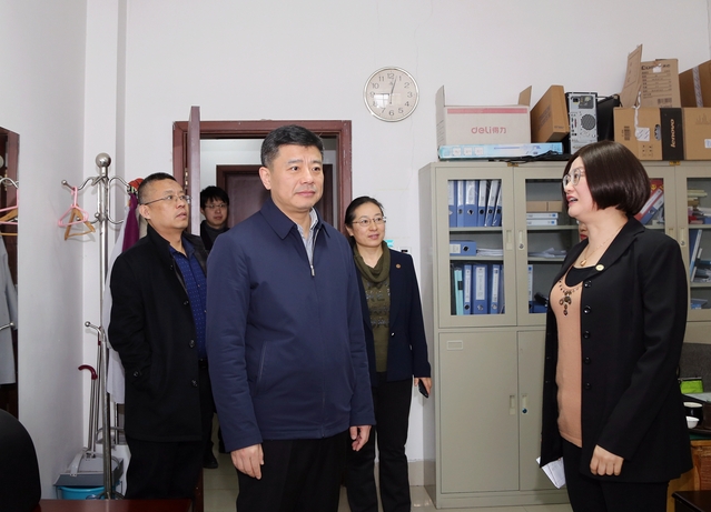 李明到审计处现场调研 李明到审计处现场调研