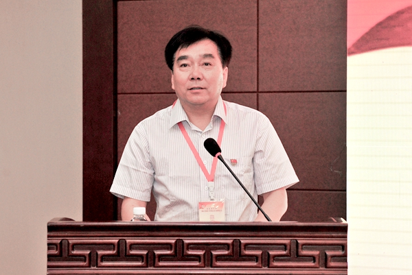beat365官网党委书记李欣章代表学校党委作经验交流报告 beat365官网党委书记李欣章代表学校党委作经验交流报告