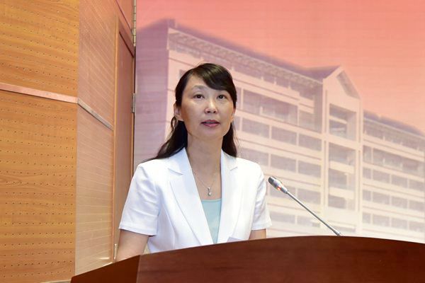 校长管英俊作教学工作报告 校长管英俊作教学工作报告