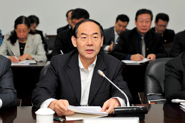 专家组组长武继彪讲话 专家组组长武继彪讲话