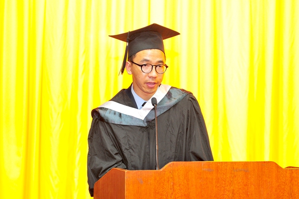 毕业生代表Pravin Rai发言 毕业生代表Pravin Rai发言
