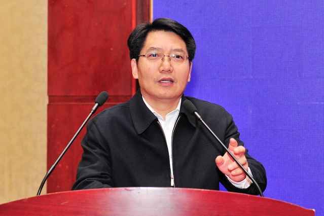 省委教育工委常务副书记、省教育厅党组书记、厅长邓云锋讲话 省委教育工委常务副书记、省教育厅党组书记、厅长邓云锋讲话