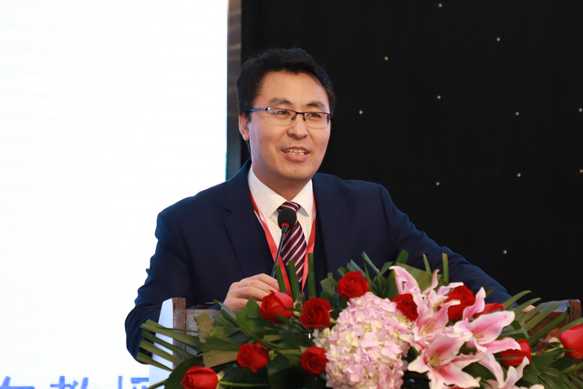 周广东教授在开幕式上致辞 周广东教授在开幕式上致辞