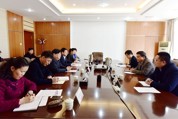 座谈会现场 座谈会现场